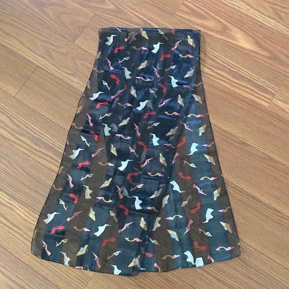 Satin striped lightweight shoe 👠 design fashion scarf, black multi shoe style - Picture 14 of 14